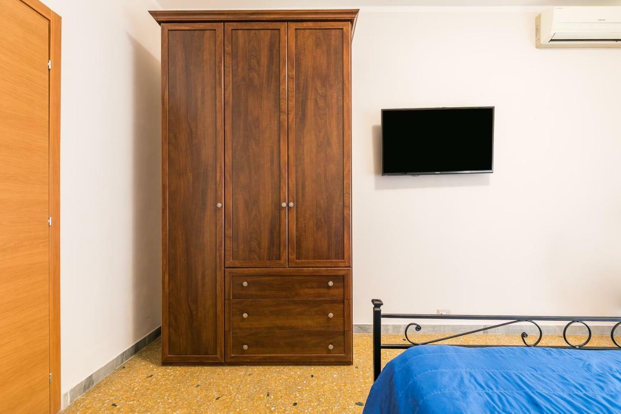 Marconi Guest house